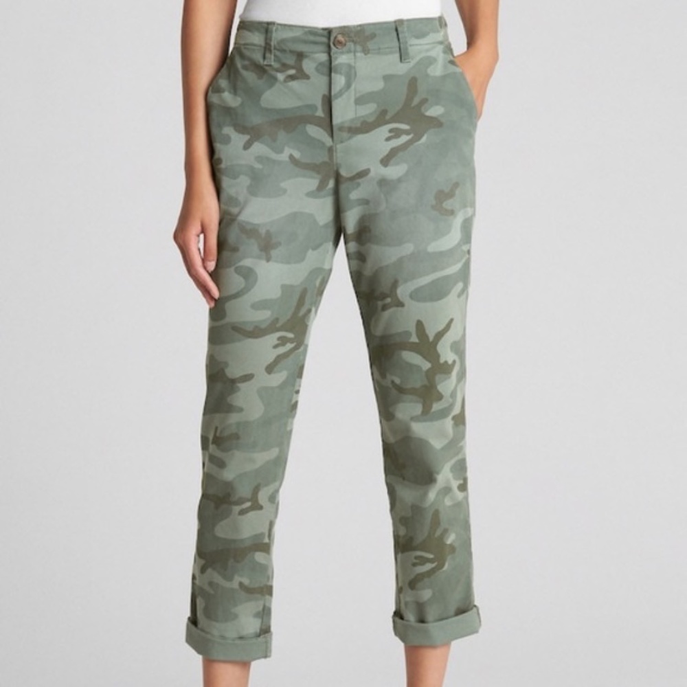 GAP Girlfriend Chino, olive camouflage